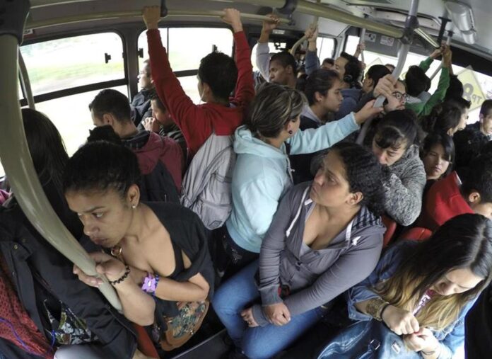 ACOSO EN TRANSPORTE PUBLICO (1)