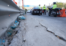 Municipio de Monterrey mantiene cerrado carril en Morones Prieto por riesgo de derrumbe; Estado ordena reabrir carril