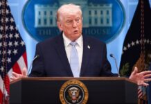 Trump asegura que el alto al fuego con Irán “sigue vigente” pese a ataques en Ormuz