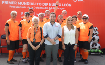 Adultos Mayores de DIF NL participan en primer Mundialito de Fútbol Caminado