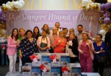 Celebra DIF Monterrey a mamás y papás de las Casas Club de adultos mayores