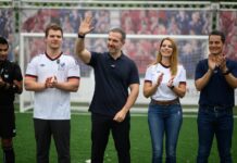 Con Juego de Leyendas concluye el Mundialito de Barrios en Monterrey