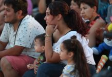 Percha teatro y Rodrigo Cantú e invitados conquistan al público en el Pabellón del Nuevo Parque del Agua