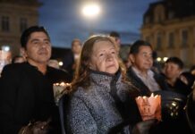 Colombia rinde homenaje a víctimas del terremoto del pasado 10 de agosto