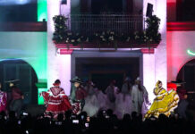 Llena Escobedo de Música y tradición noche del Grito