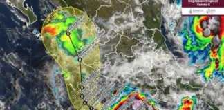Dos ciclones amenazan costas de México; depresión tropical podría convertirse en huracán ‘Simón’