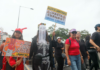 Miles marchan en Guadalajara por agua contaminada