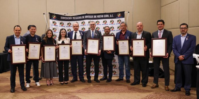 RECONOCIMIENTOS DE HOTELEROS A MTY 1